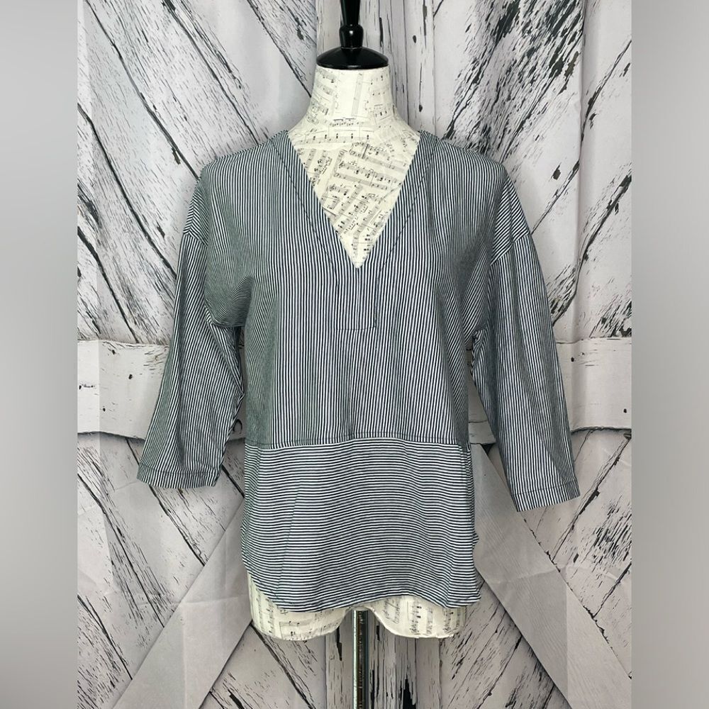 Madewell Top V-Neck 3/4 Sleeves Stripe Navy White M